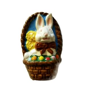 🐰 Vintage Plaster Easter Bunny Basket Pin Brooch